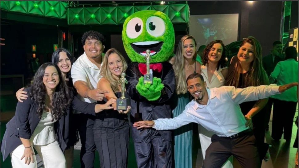 Hapvida vence prêmio Reclame Aqui 2025 e comemora evolução na satisfação dos beneficiários