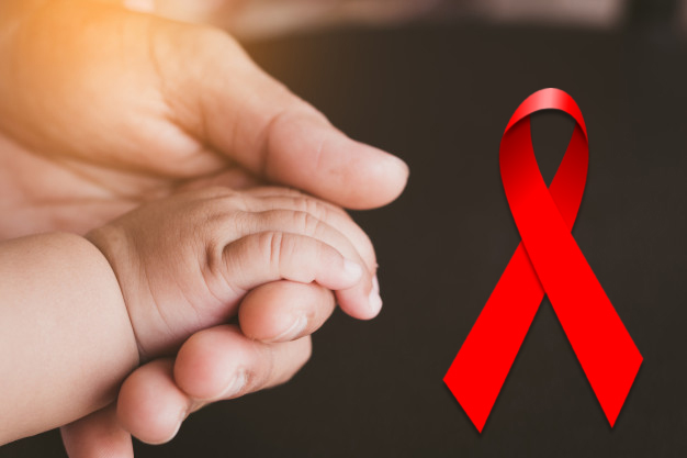 Brasil alcança marco histórico ao eliminar a transmissão do HIV de mãe para filho