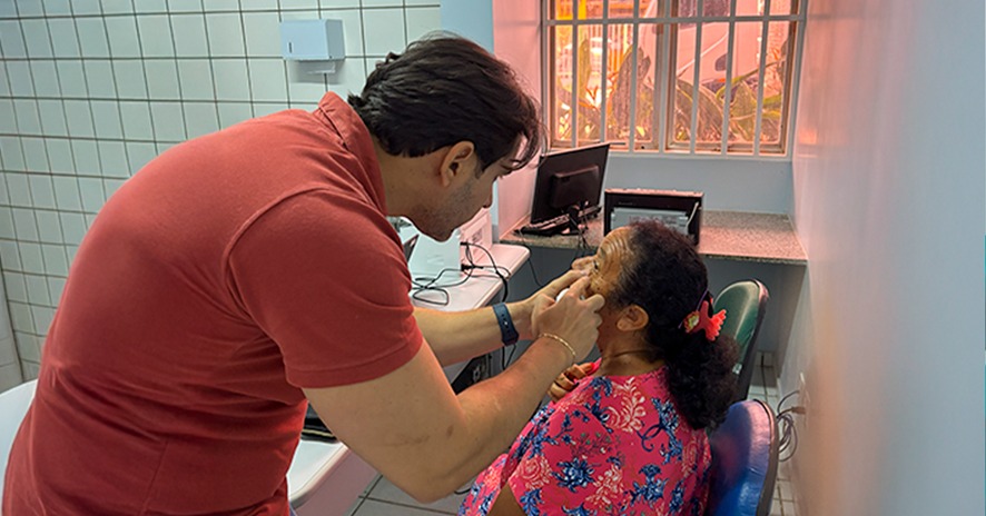 Projeto itinerante AMEI de rastreamento de câncer supera 9,6 mil consultas especializadas no PiauíAções de distingue por ser descentralizar de rastreamento de câncer de pele, próstata e colo de útero