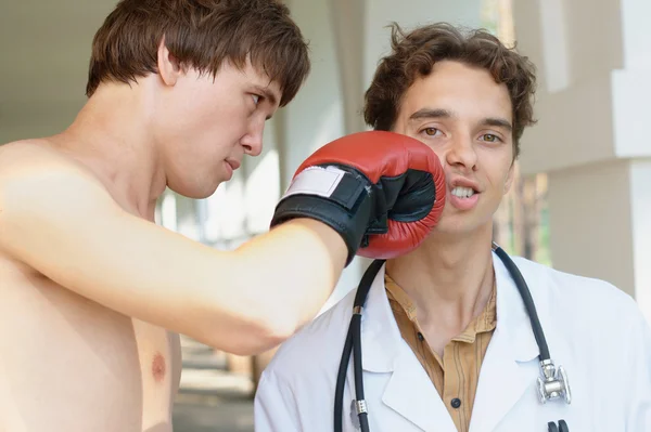 Violência Contra Profissionais Médicos no Rio de Janeiro: Uma Crise de Segurança Ocupacional