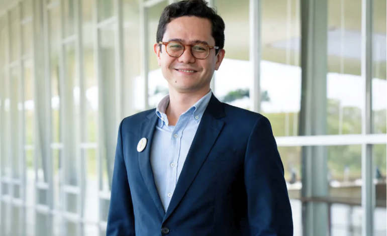 ABIIS Sob Nova Liderança: Davi Uemoto Assume Presidência com Agenda Focada em Evidências e Advocacy Institucional